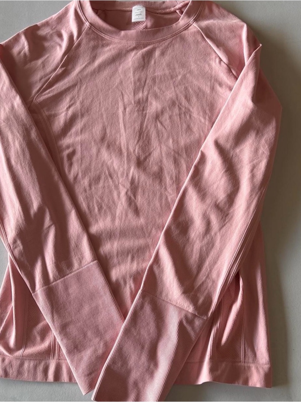 Women's Long Sleeve Pink Crewneck Sleep Top